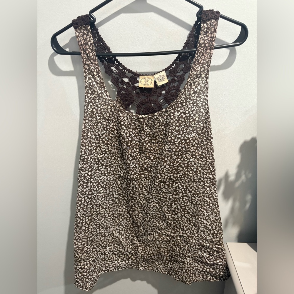 Vintage DCC Missy Floral Tank Top with Lace Detail